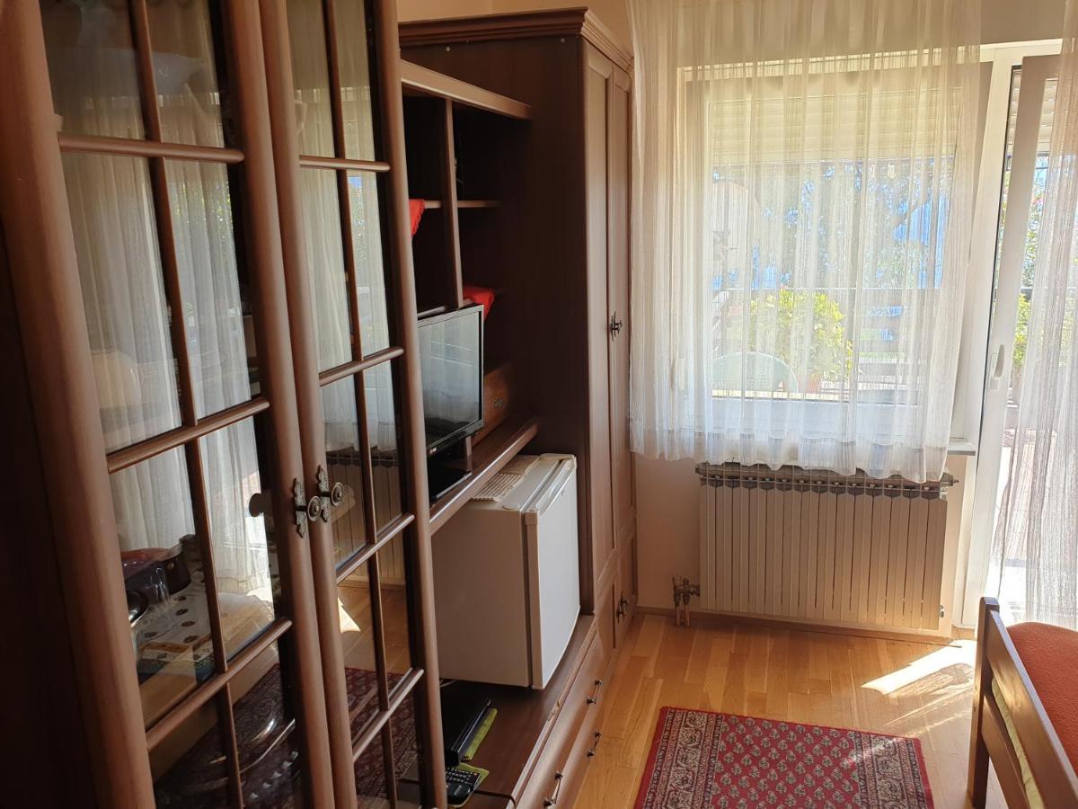 Pansion Pernjak Rijeka Exterior foto