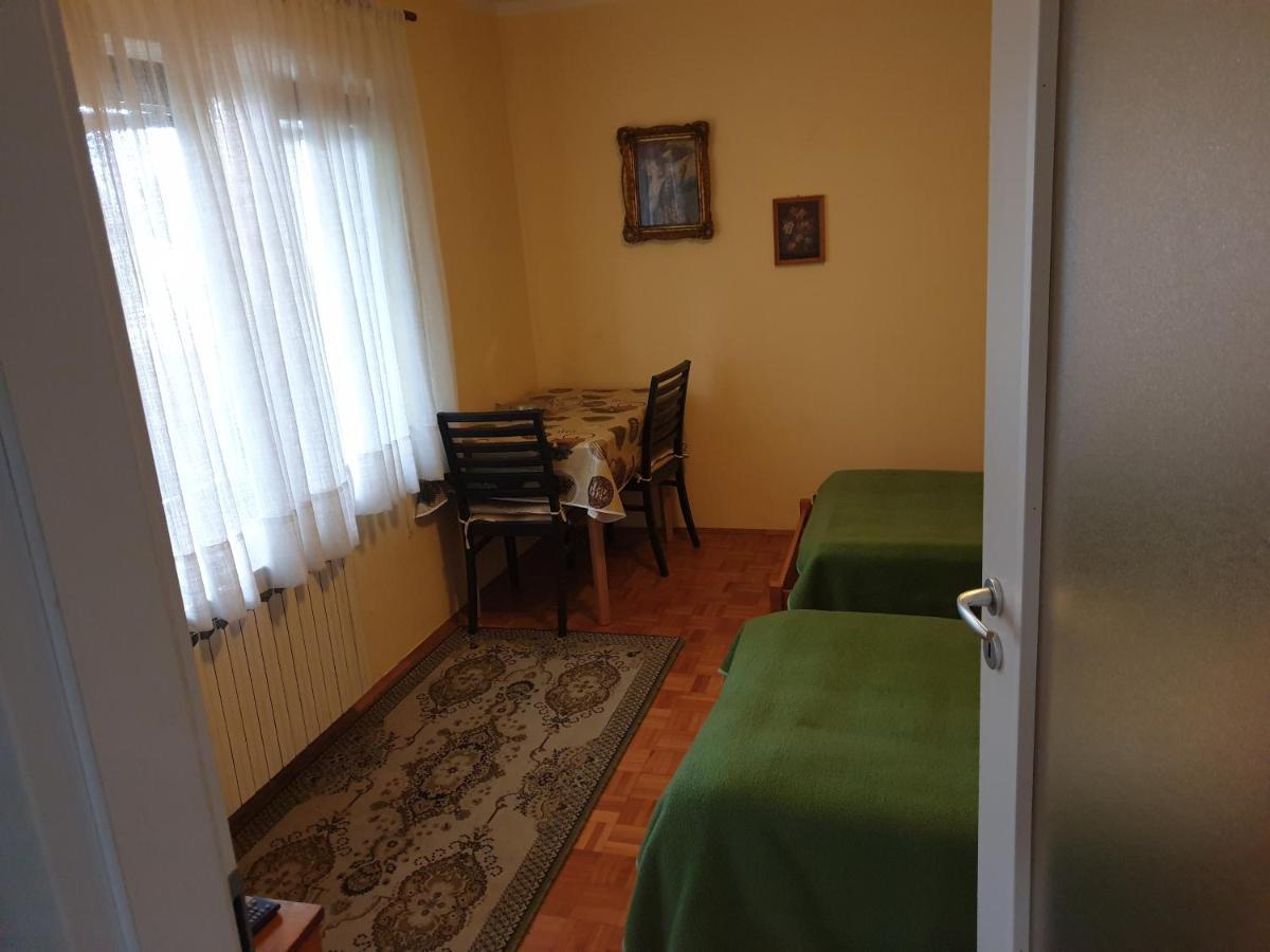 Pansion Pernjak Rijeka Exterior foto